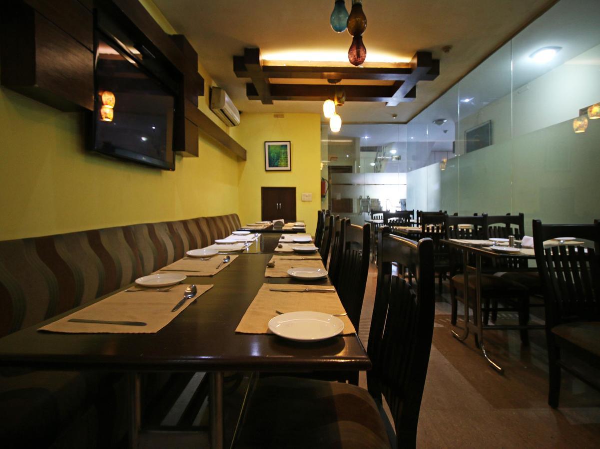 Hotel Oscar - Hauz Khas Nueva Delhi Exterior foto