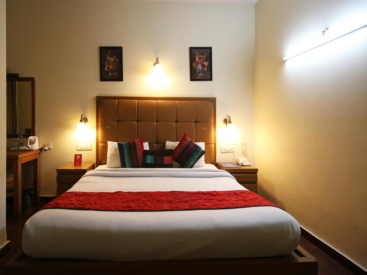 Hotel Oscar - Hauz Khas Nueva Delhi Exterior foto