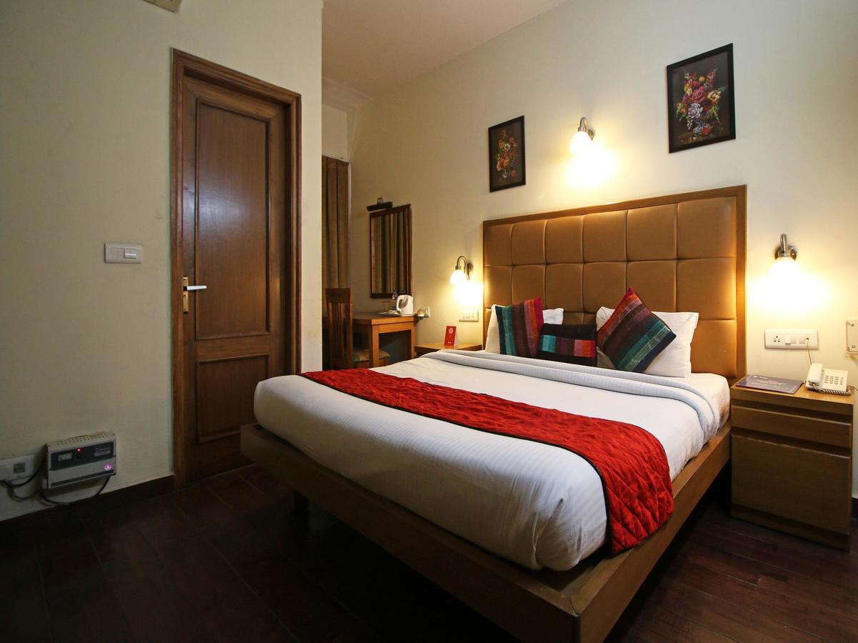 Hotel Oscar - Hauz Khas Nueva Delhi Exterior foto